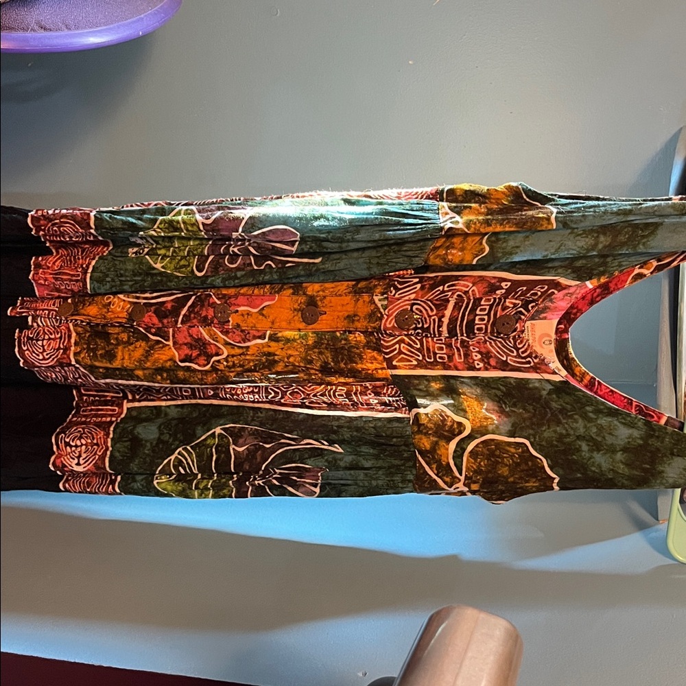 Multicolor Sleeveless Dress with Artistic Patterns